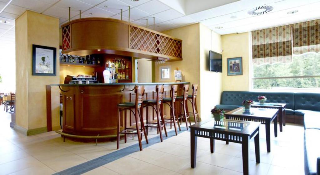 Campanile Poznan Hotel Екстериор снимка