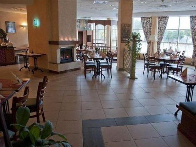 Campanile Poznan Hotel Екстериор снимка